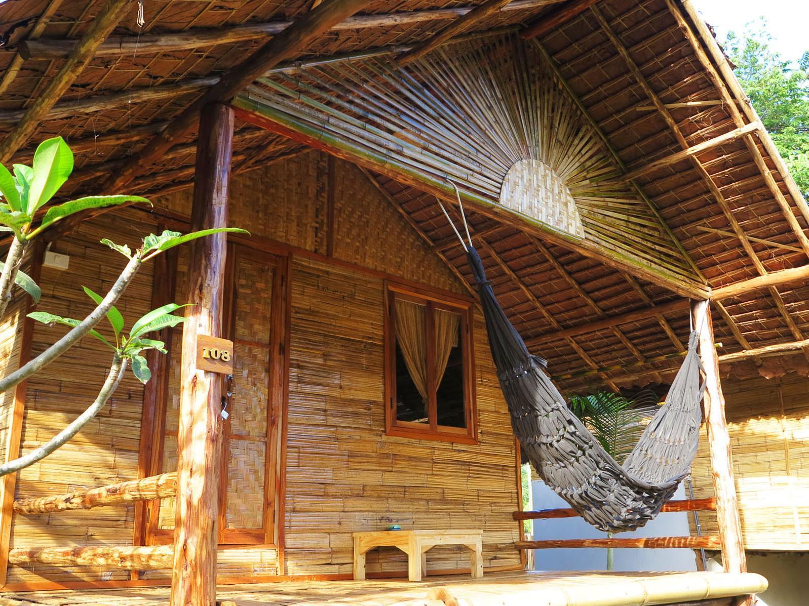 Pai Country Hut Hotel Exterior photo